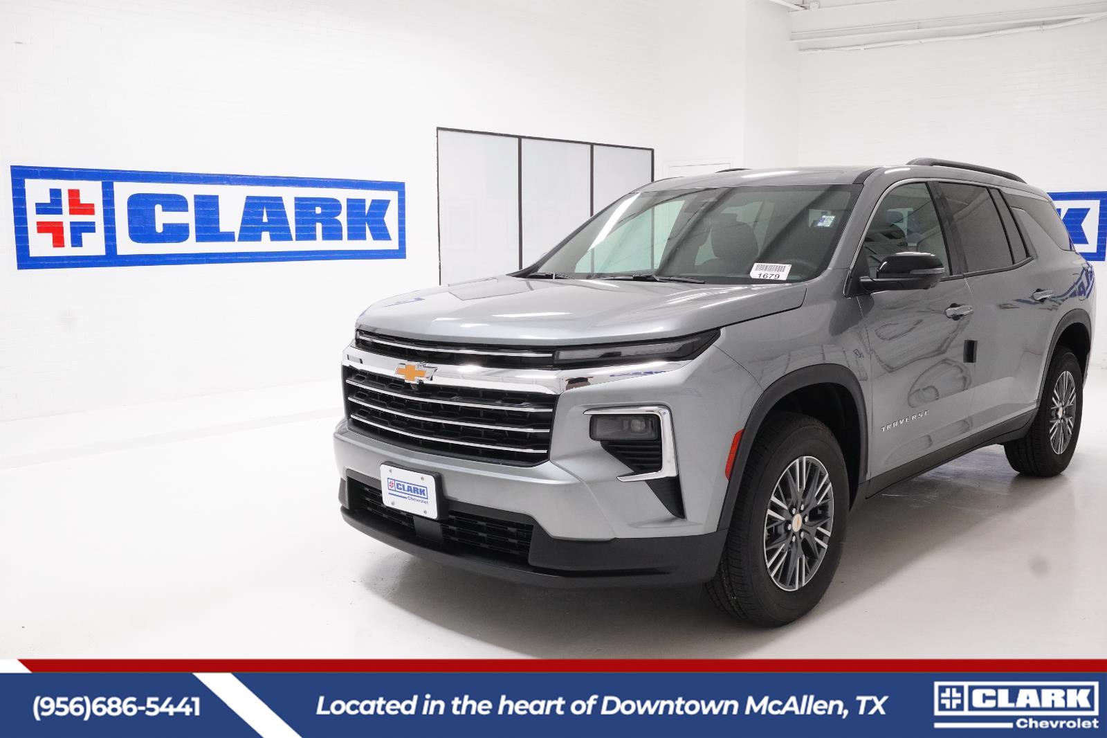 Sterling Gray Metallic 2026 Chevrolet Traverse SUV / Crossover Front-Wheel Drive 8-Speed Automatic