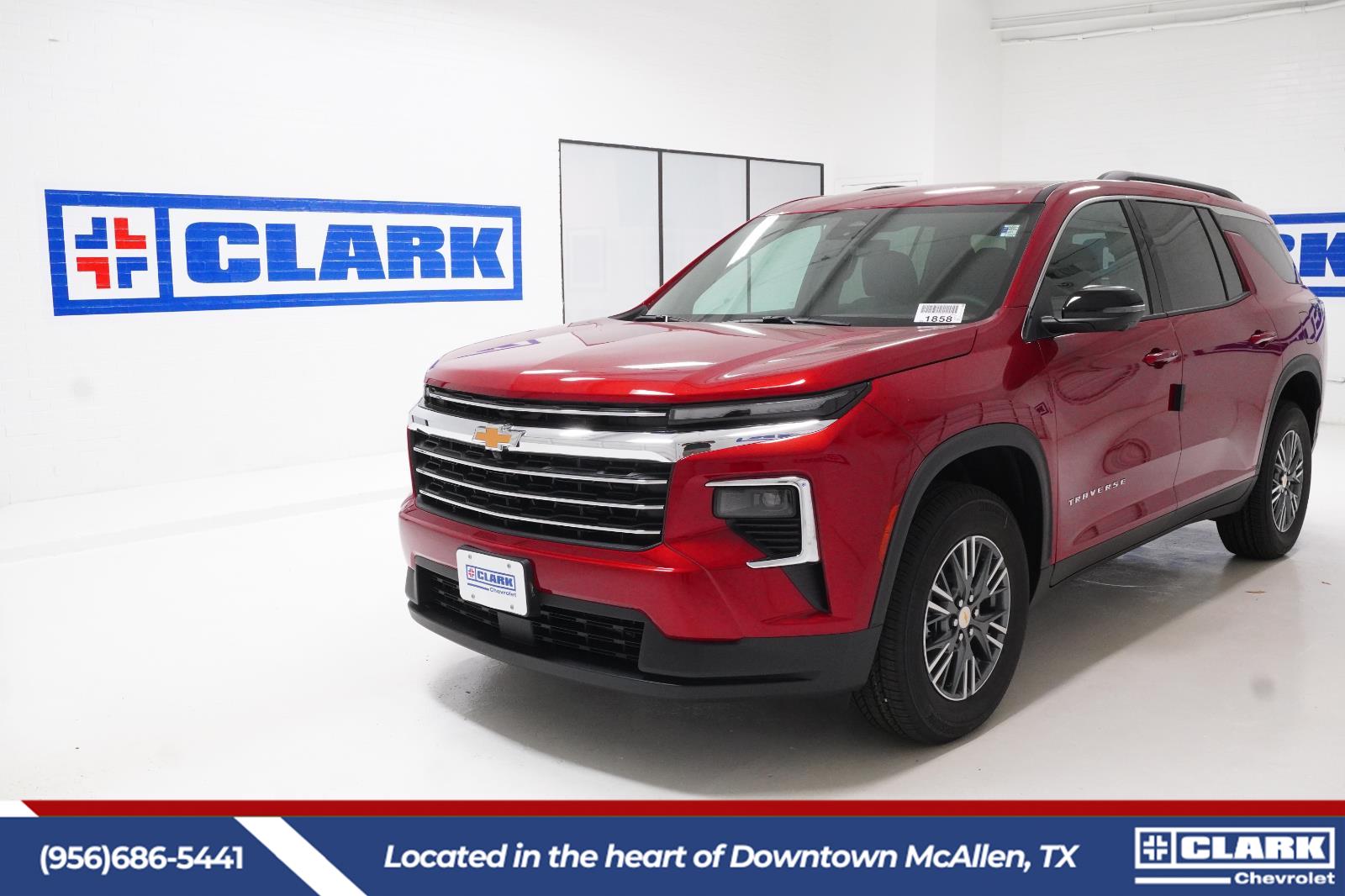 Radiant Red Tintcoat 2026 Chevrolet Traverse SUV / Crossover Front-Wheel Drive 8-Speed Automatic