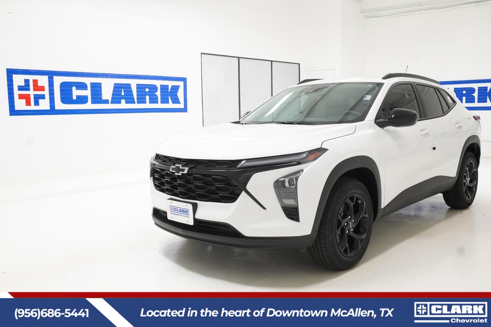 Summit White 2026 Chevrolet Trax SUV / Crossover Front-Wheel Drive 6-Speed Automatic