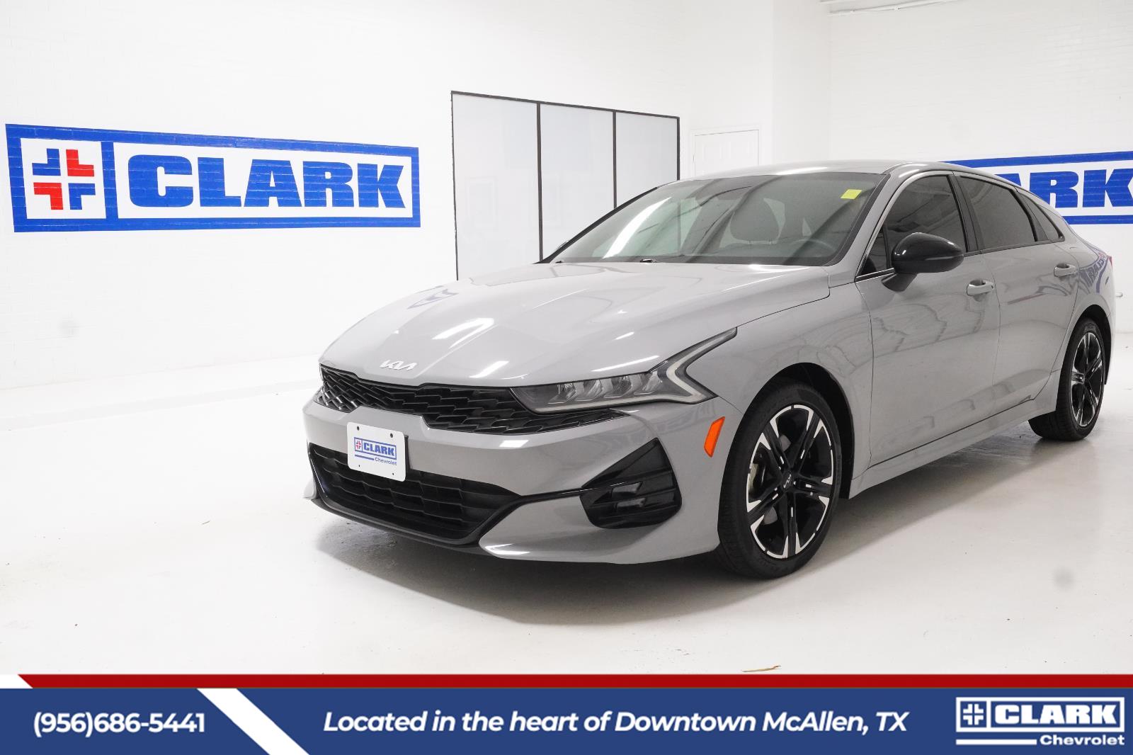 Wolf Gray 2022 Kia K5 Sedan Front-Wheel Drive Automatic