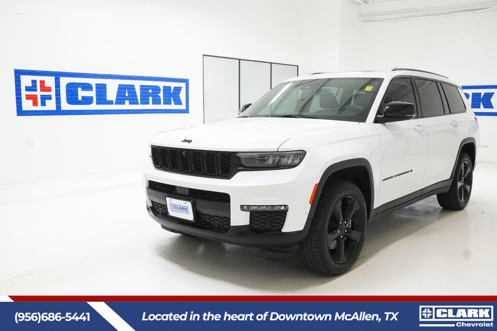 Bright White Clearcoat 2025 Jeep Grand Cherokee L SUV / Crossover Four-Wheel Drive 8-Speed Automatic