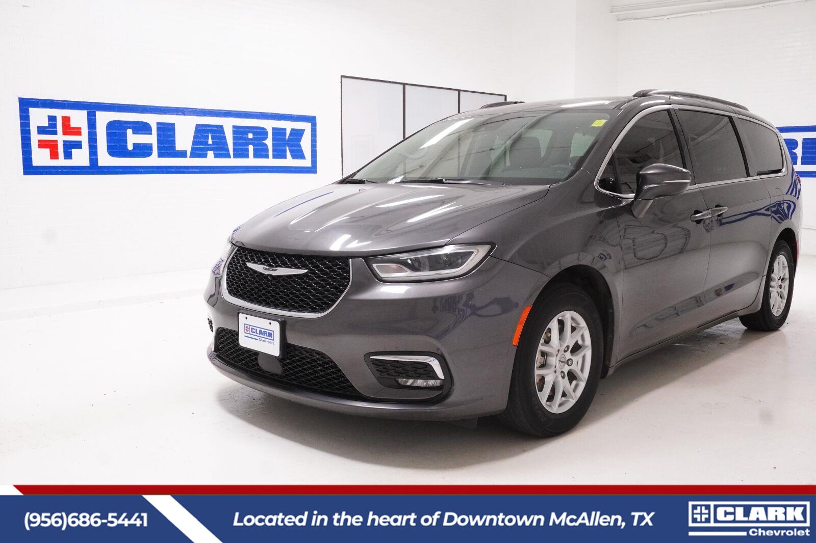  2022 Chrysler Pacifica Touring L FWD   