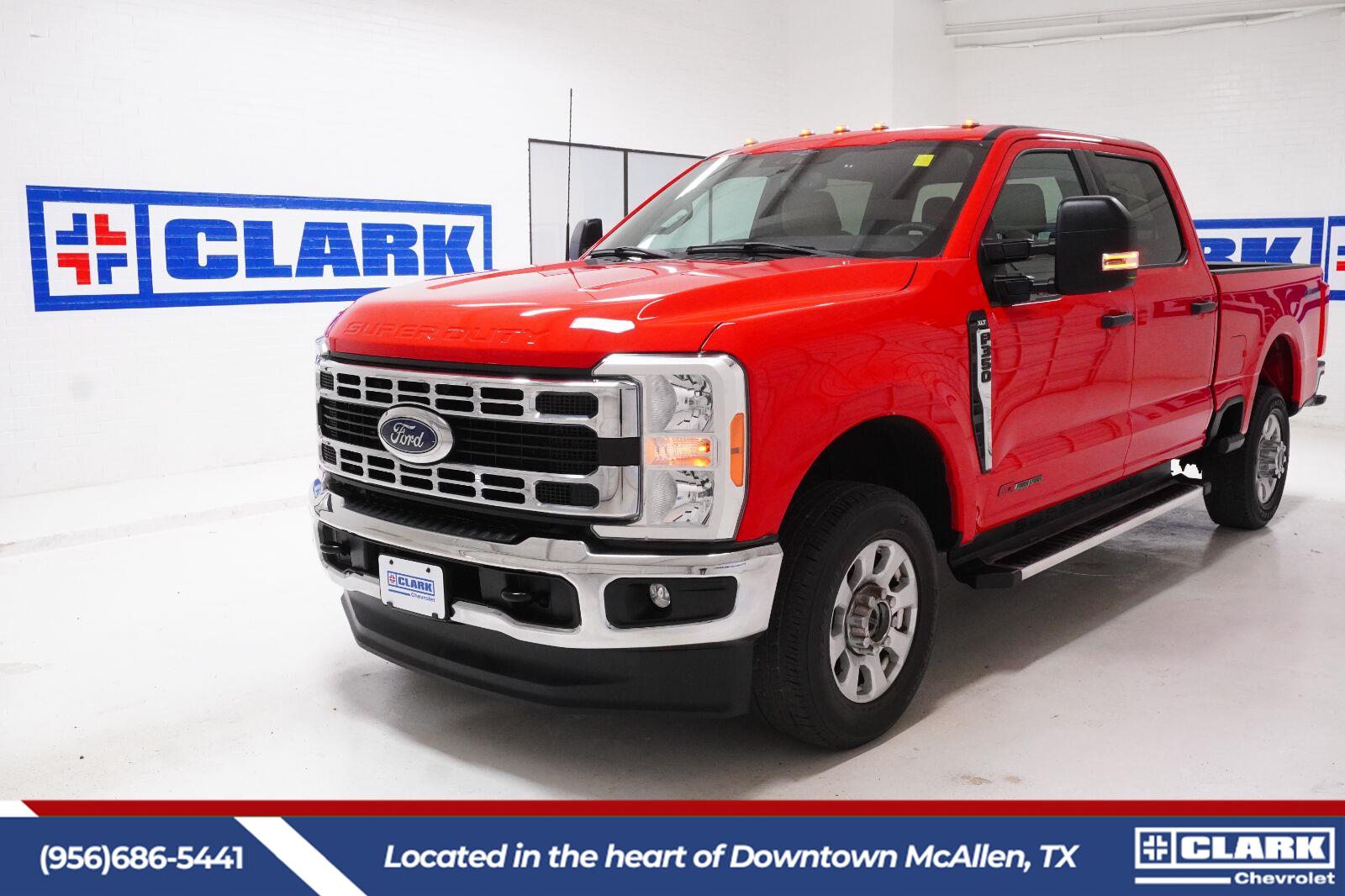  2023 Ford F-350 Super Duty XLT Crew Cab 4WD   