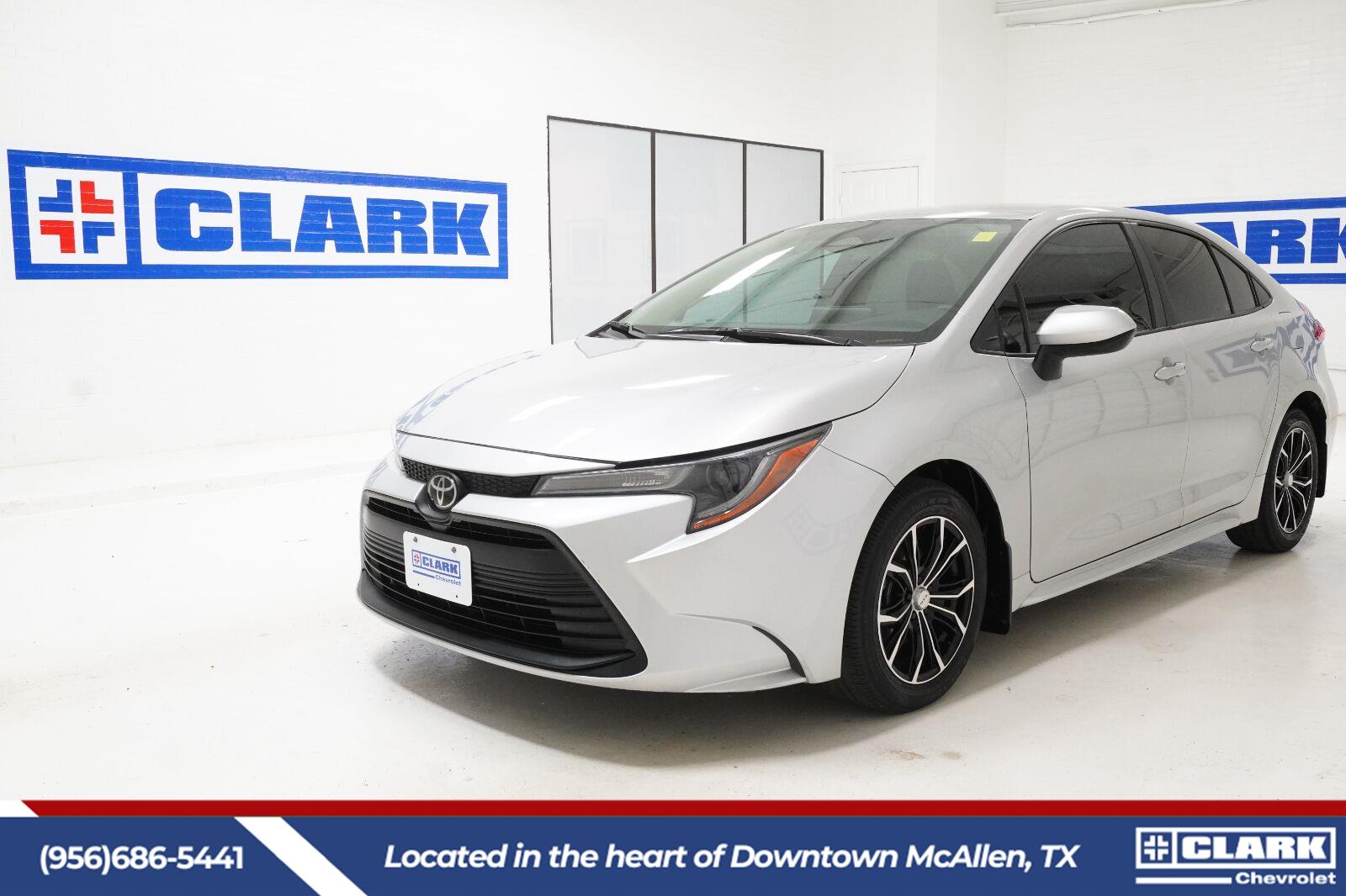  2023 Toyota Corolla LE FWD   