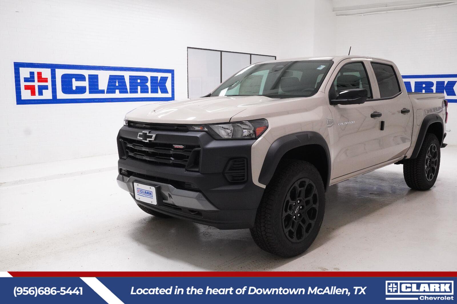 White Sands 2026 Chevrolet Colorado Pickup Truck Four-Wheel Drive 8-Speed Automatic
