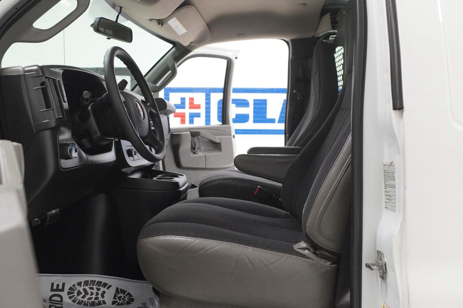 View vehicle photo 5