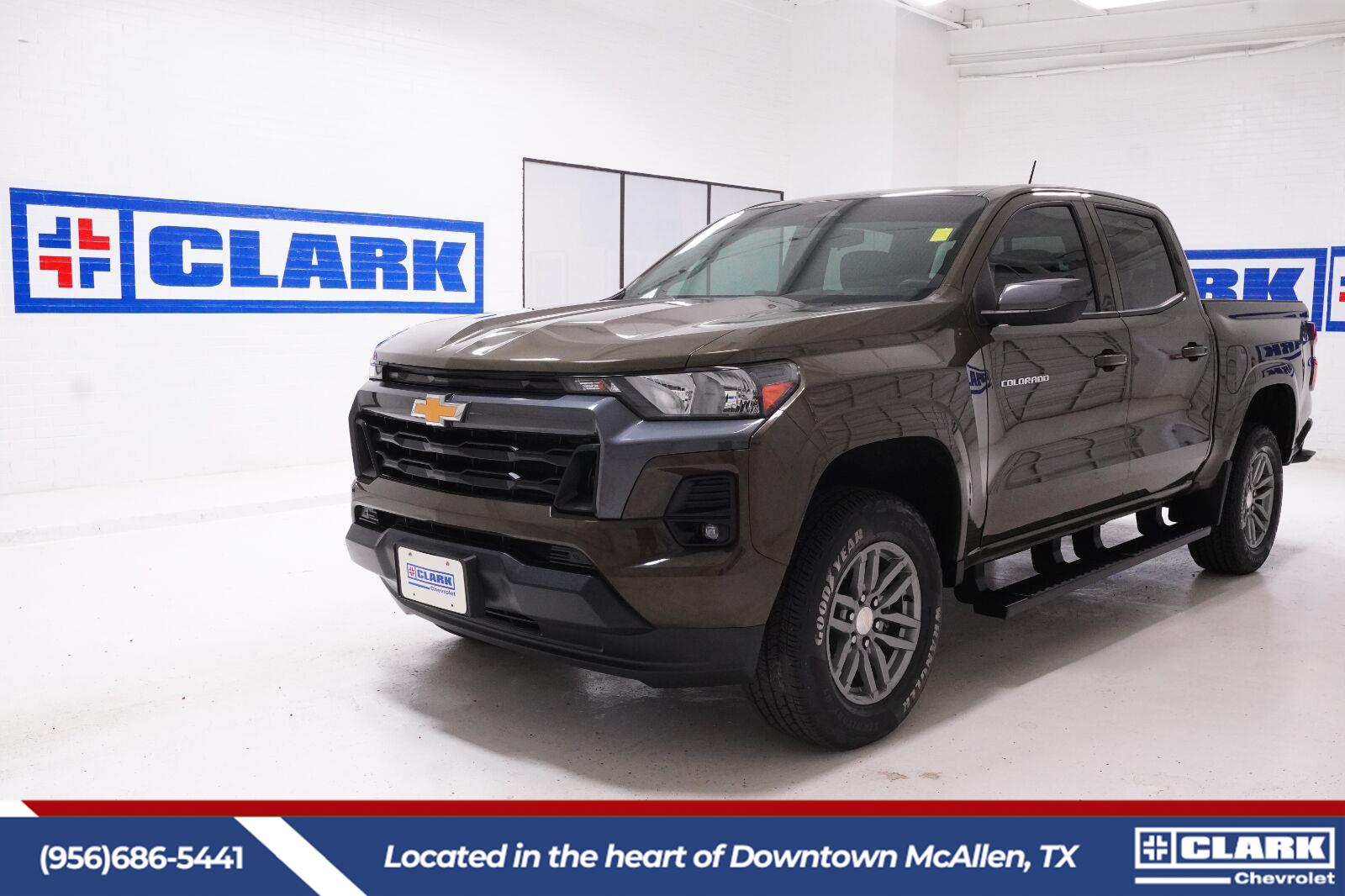 HARVEST BRONZE METALLIC 2023 Chevrolet Colorado Pickup Truck 4X2 8-Speed Automatic