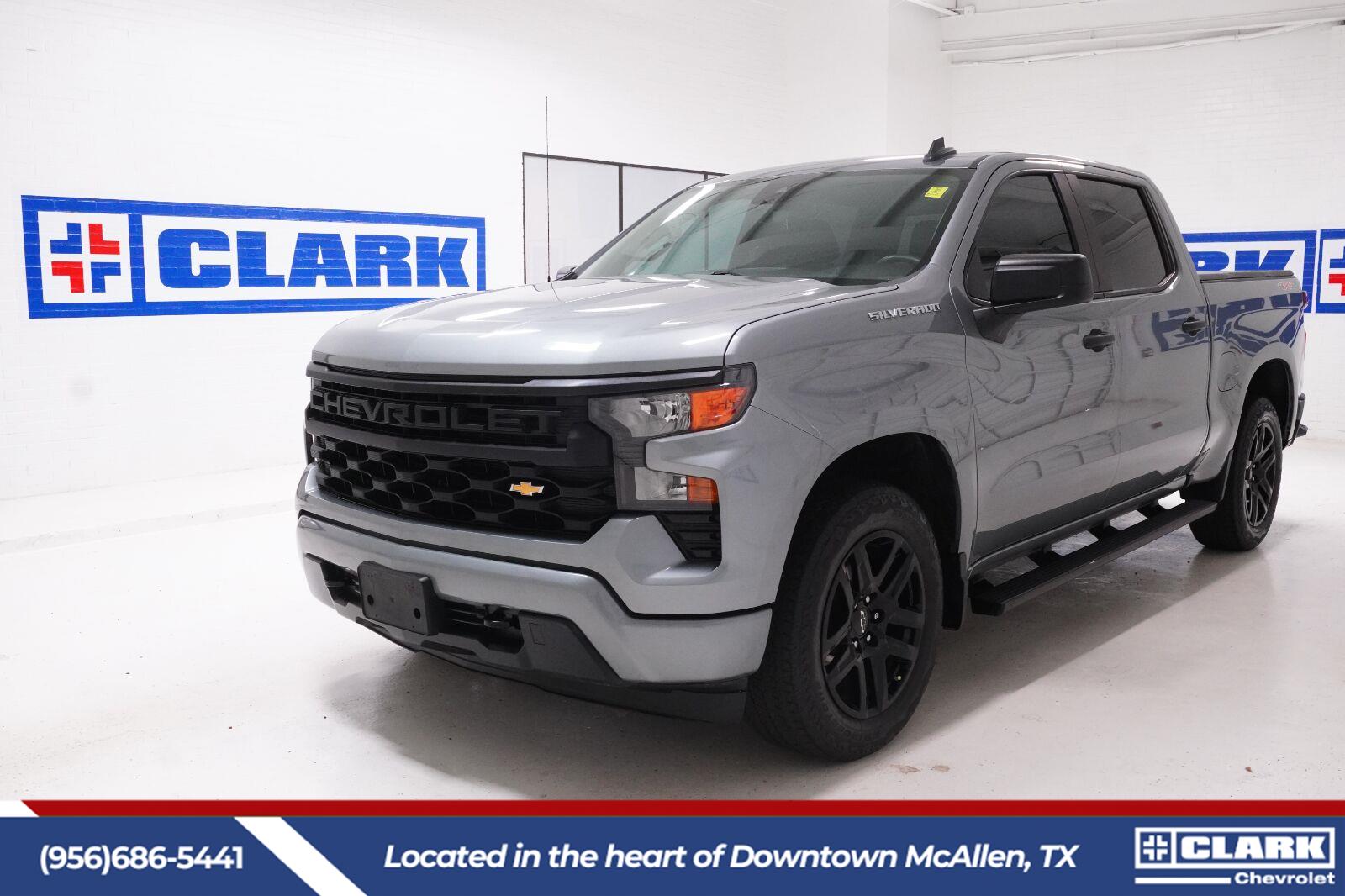 Sterling Gray Metallic 2023 Chevrolet Silverado 1500 Pickup Truck Four-Wheel Drive 8-Speed Automatic