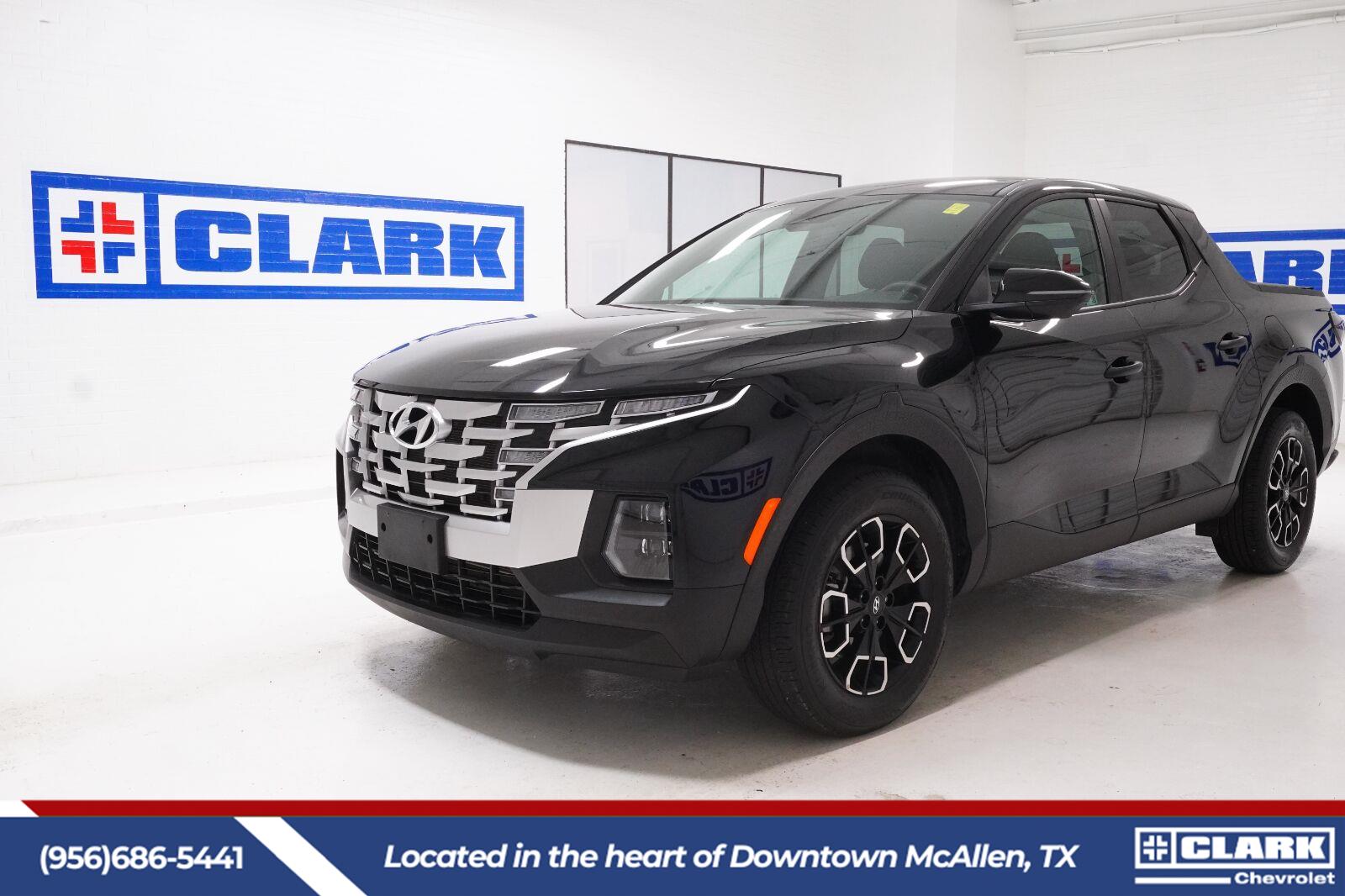 Phantom Black 2024 Hyundai Santa Cruz Pickup Truck Front-Wheel Drive Automatic