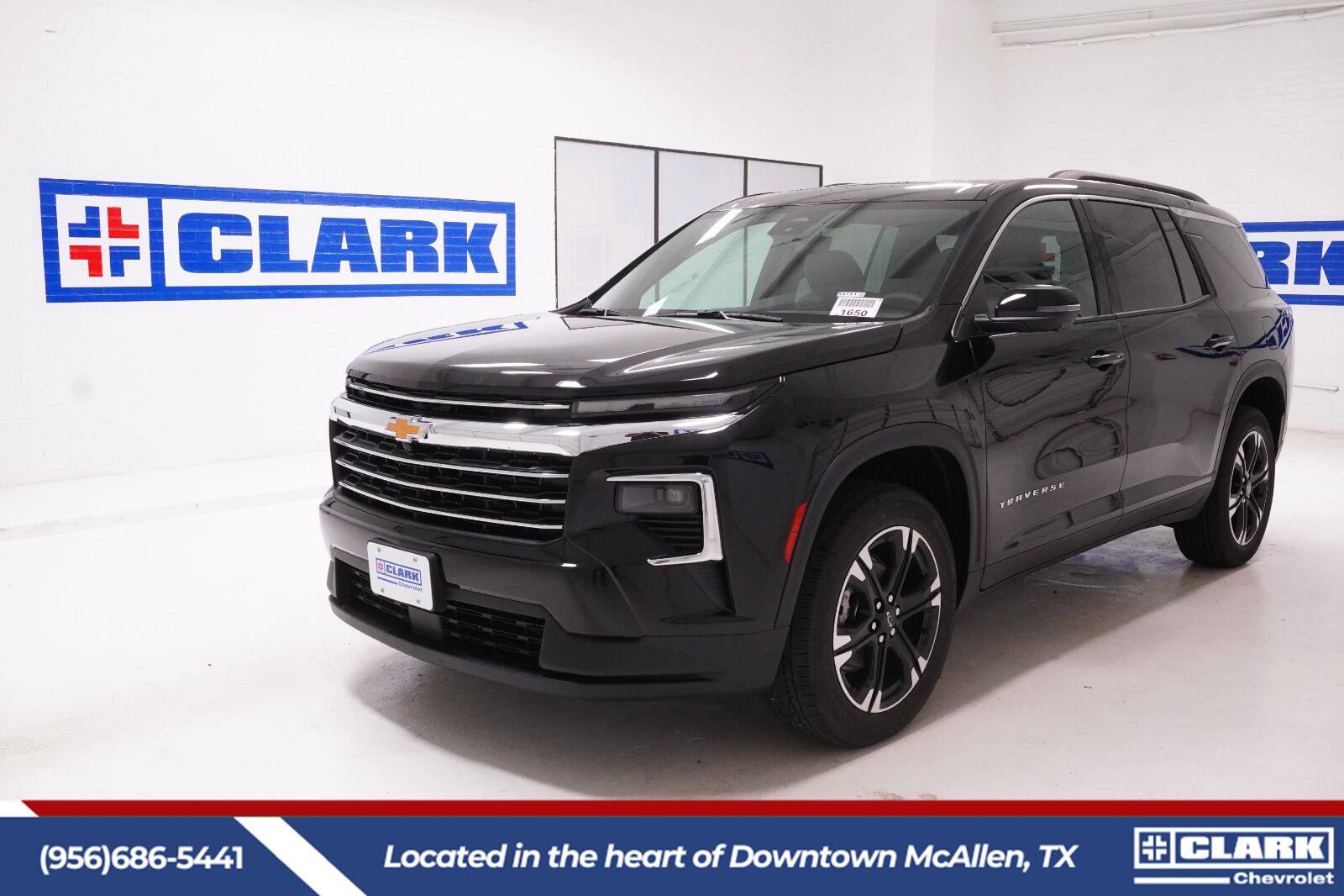 Mosaic Black Metallic 2027 Chevrolet Traverse SUV / Crossover Front-Wheel Drive 8-Speed Automatic