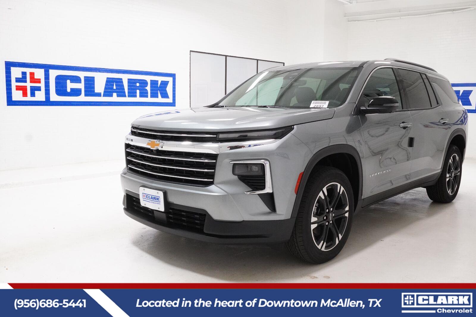 Sterling Gray Metallic 2027 Chevrolet Traverse SUV / Crossover Front-Wheel Drive 8-Speed Automatic