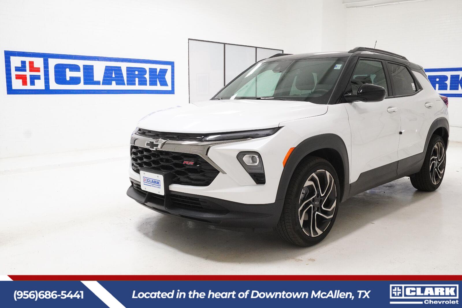 White (Iridescent Pearl Tricoat) 2026 Chevrolet Trailblazer SUV / Crossover Front-Wheel Drive Continuously Variable Transmission