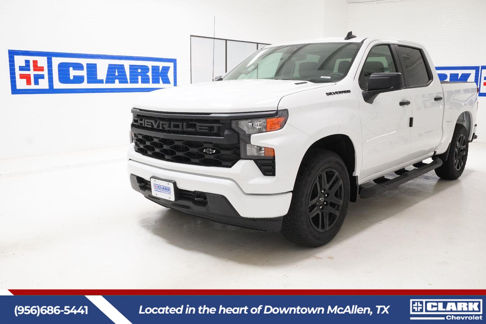 SUMMIT WHITE 2026 Chevrolet Silverado 1500 Pickup Truck 4X2 8-Speed Automatic