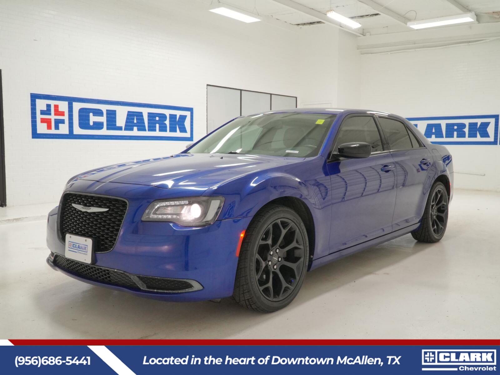 2019 Chrysler 300 Touring RWD