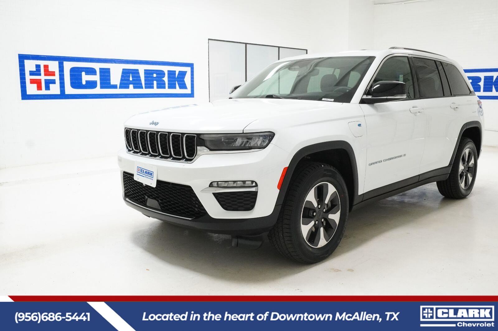Bright White Clearcoat 2024 Jeep Grand Cherokee 4xe SUV / Crossover Four-Wheel Drive 8-Speed Automatic