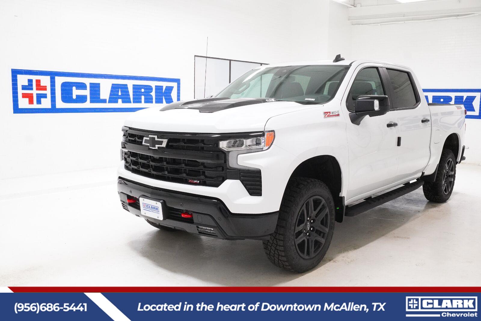 Summit White 2026 Chevrolet Silverado 1500 Pickup Truck Four-Wheel Drive Automatic