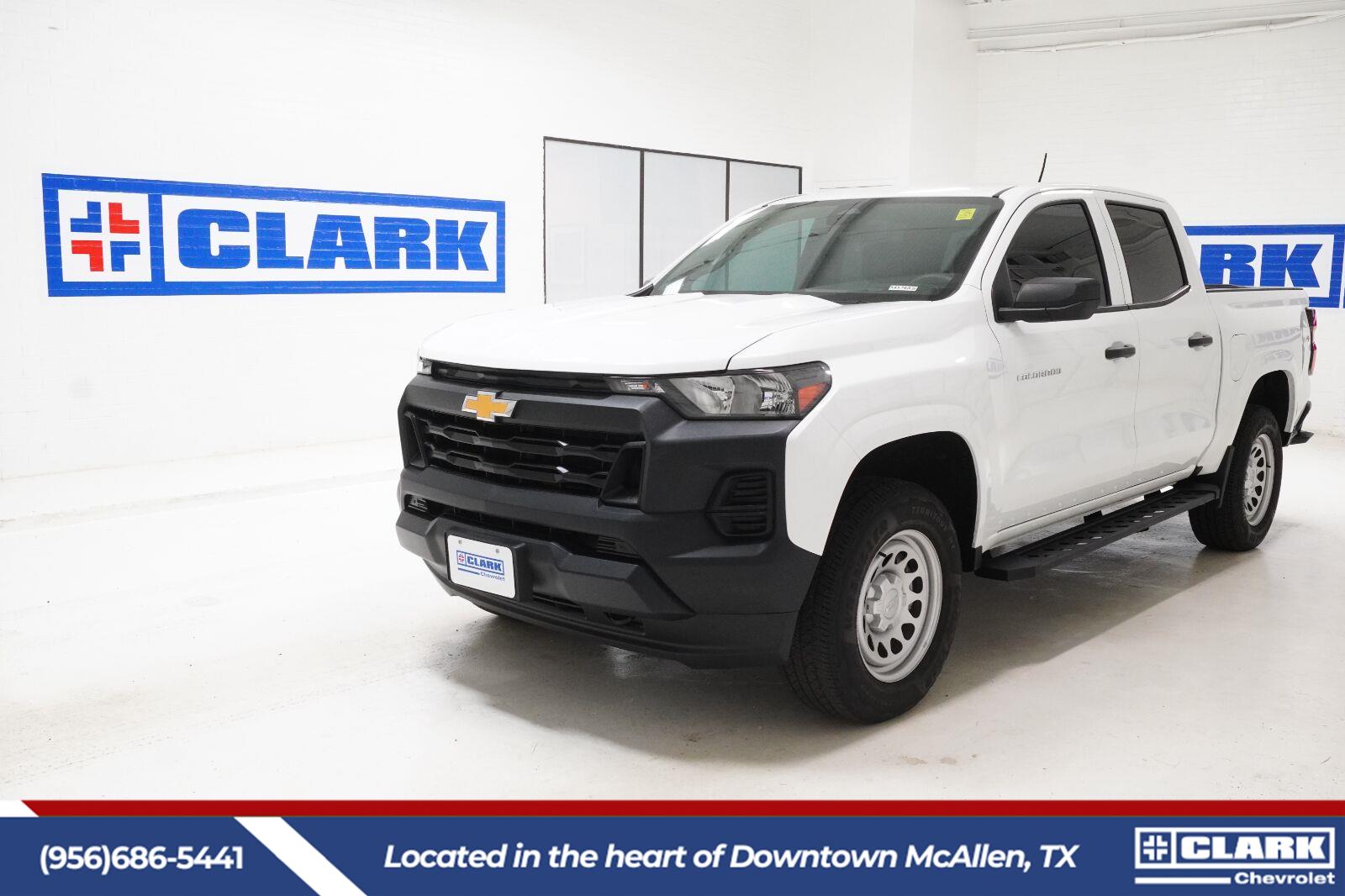 Summit White 2025 Chevrolet Colorado Pickup Truck Four-Wheel Drive 8-Speed Automatic