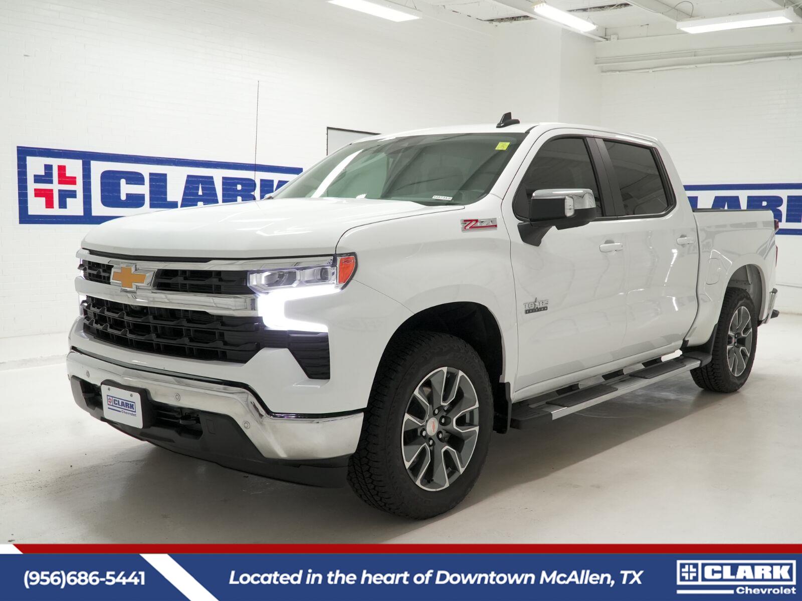 Summit White 2026 Chevrolet Silverado 1500 Pickup Truck Four-Wheel Drive Automatic