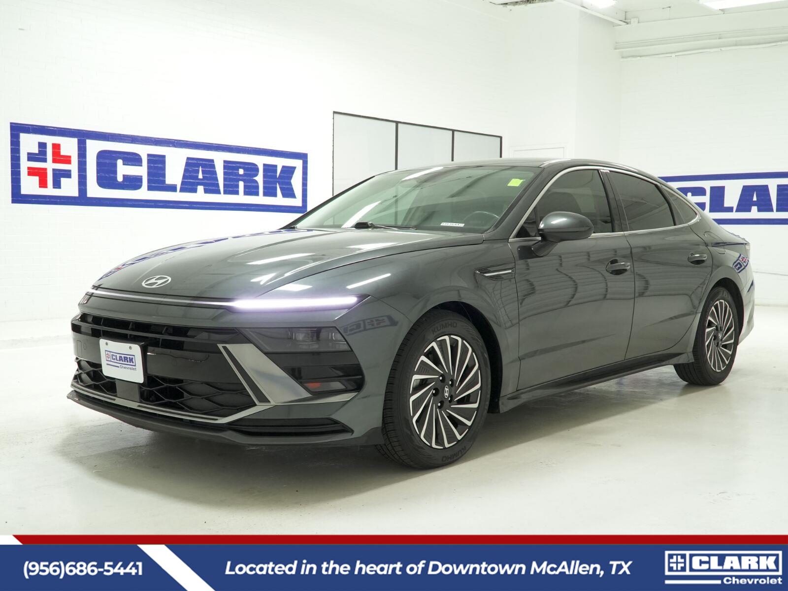 Portofino Gray 2025 Hyundai Sonata Hybrid Sedan Front-Wheel Drive Automatic