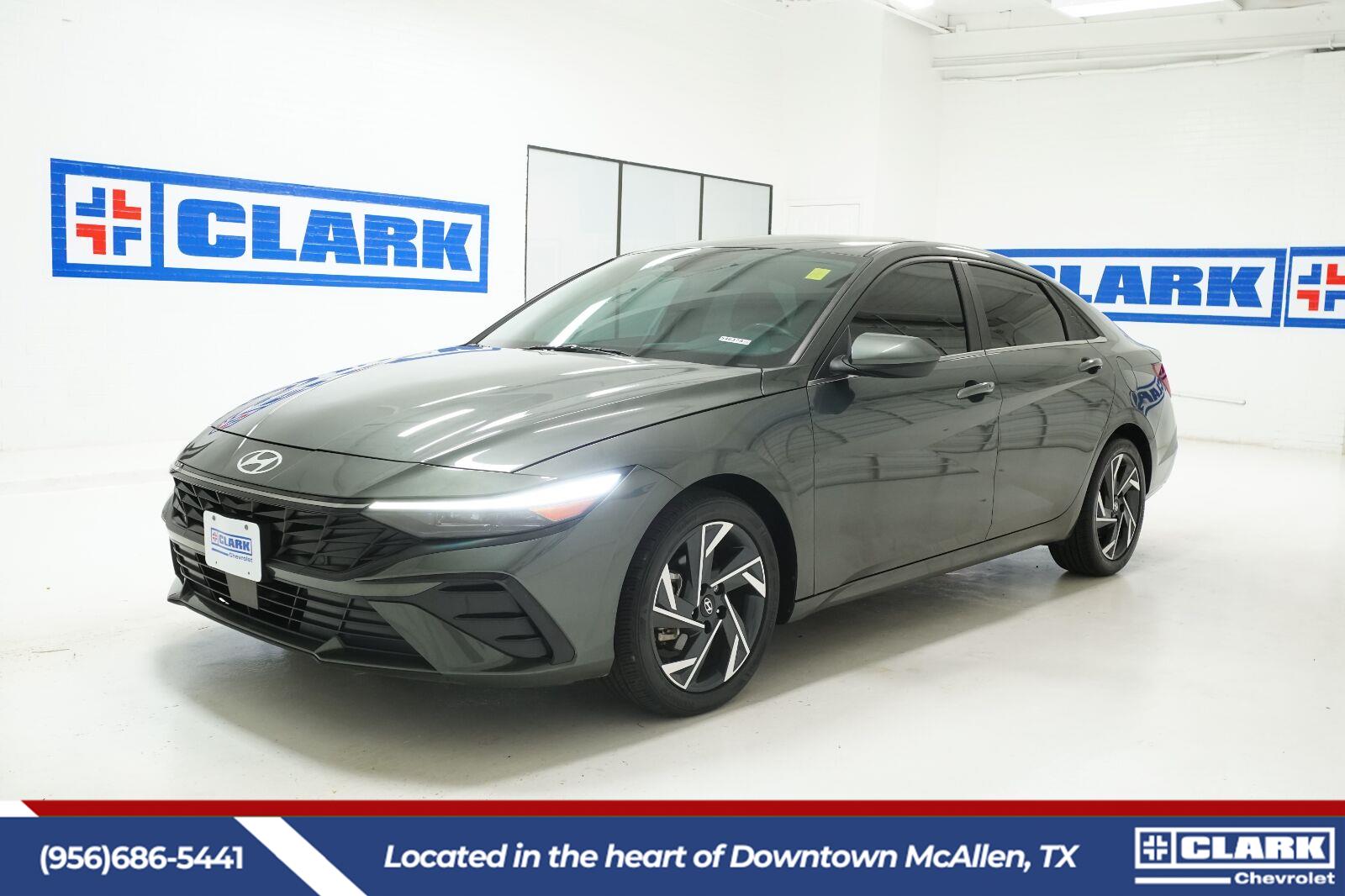 2024 Hyundai Elantra SEL FWD