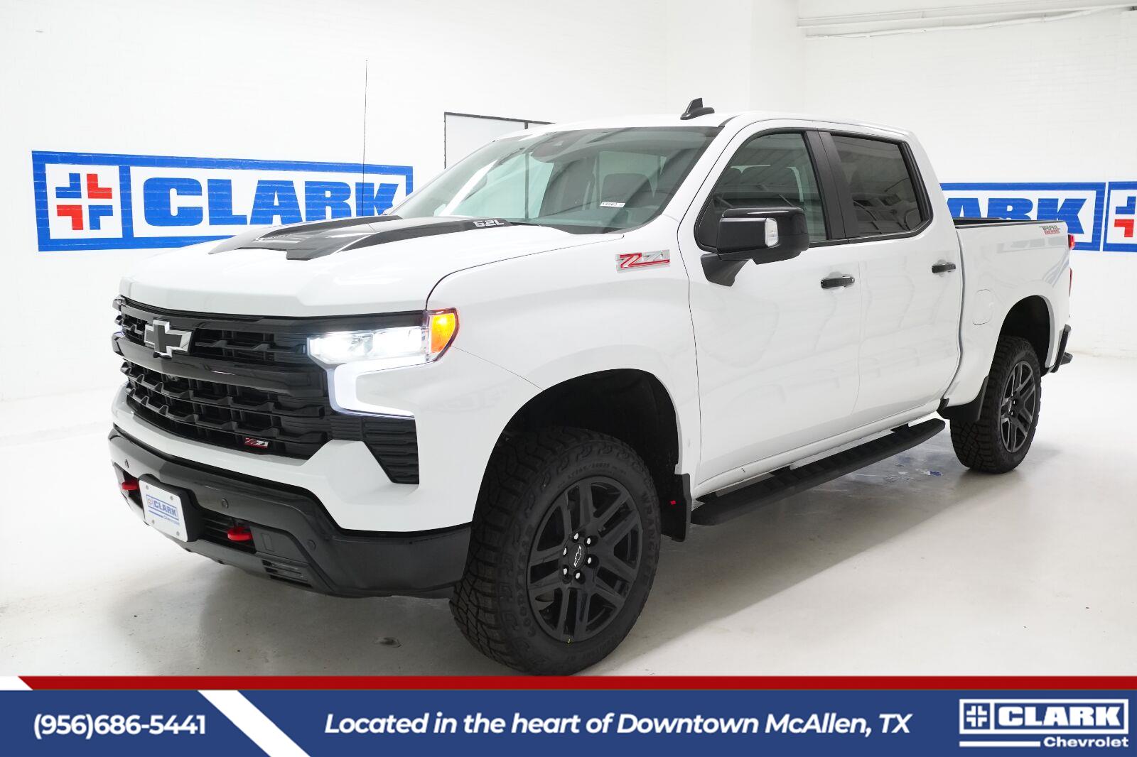 Summit White 2026 Chevrolet Silverado 1500 Pickup Truck Four-Wheel Drive Automatic
