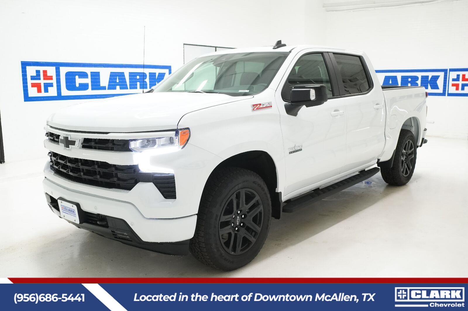 SUMMIT WHITE 2026 Chevrolet Silverado 1500 Pickup Truck Four-Wheel Drive Automatic