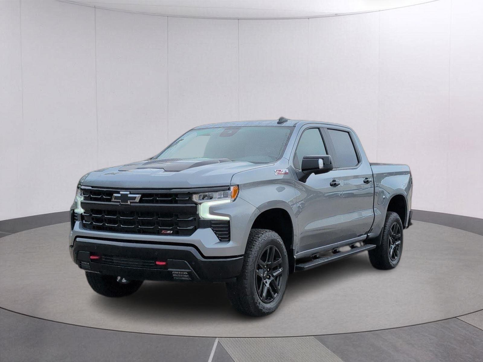 Sterling Gray Metallic 2026 Chevrolet Silverado 1500 Pickup Truck Four-Wheel Drive Automatic