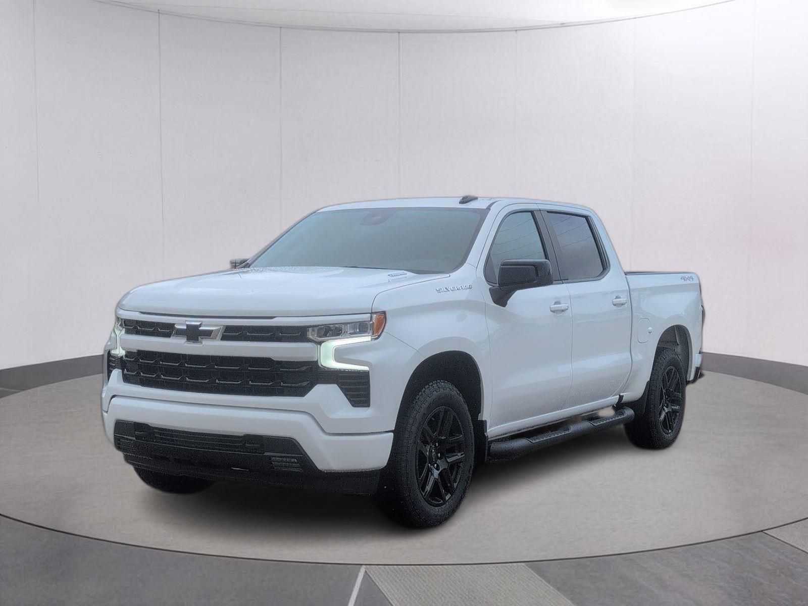Summit White 2026 Chevrolet Silverado 1500 Pickup Truck Four-Wheel Drive 8-Speed Automatic