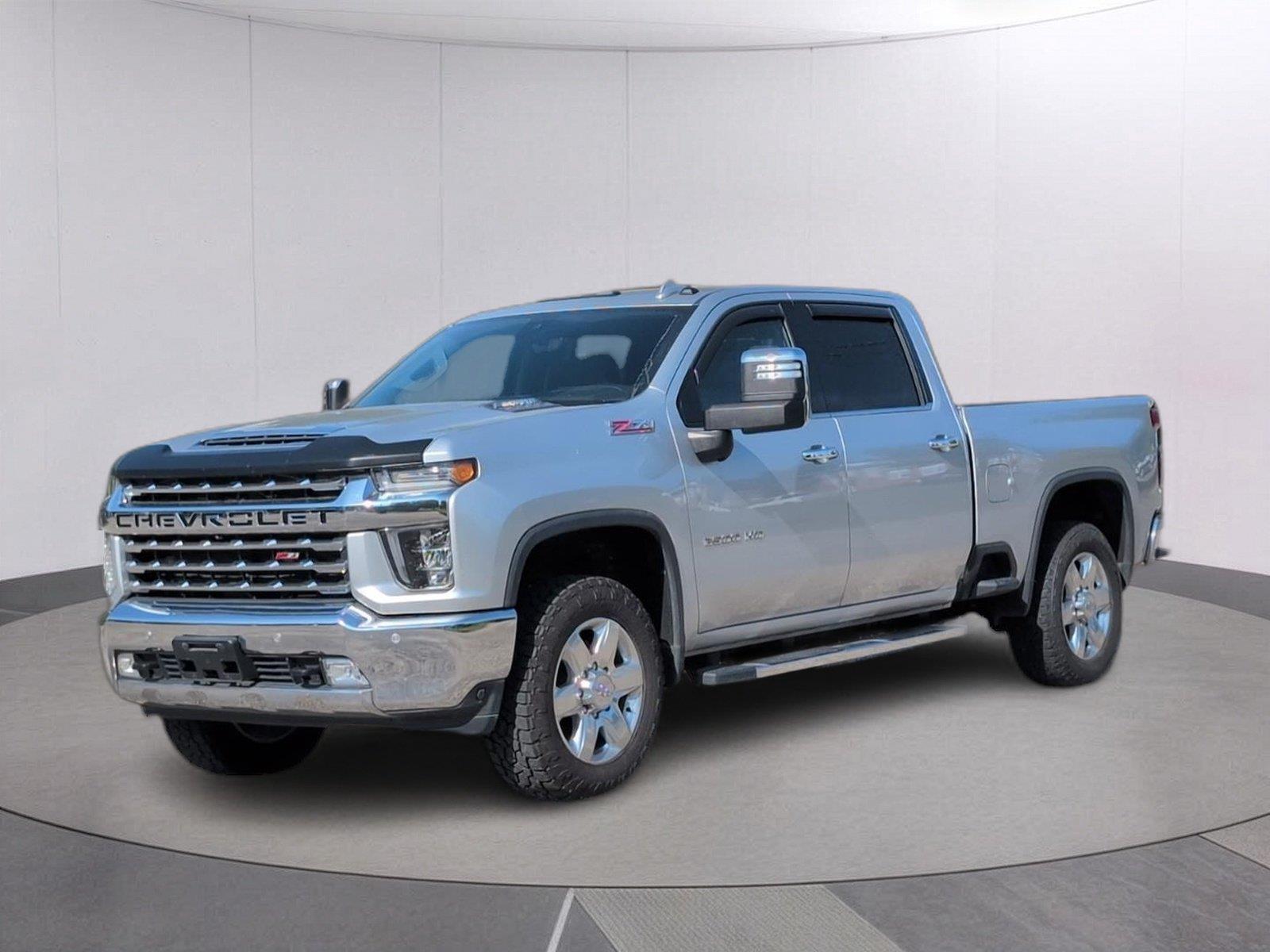 Silver Ice Metallic 2020 Chevrolet Silverado 2500HD Pickup Truck Four-Wheel Drive Automatic