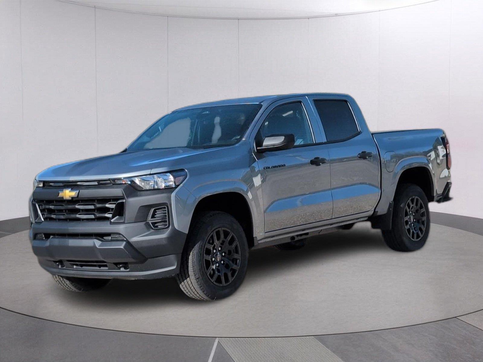 Sterling Gray Metallic 2026 Chevrolet Colorado Pickup Truck Four-Wheel Drive 8-Speed Automatic