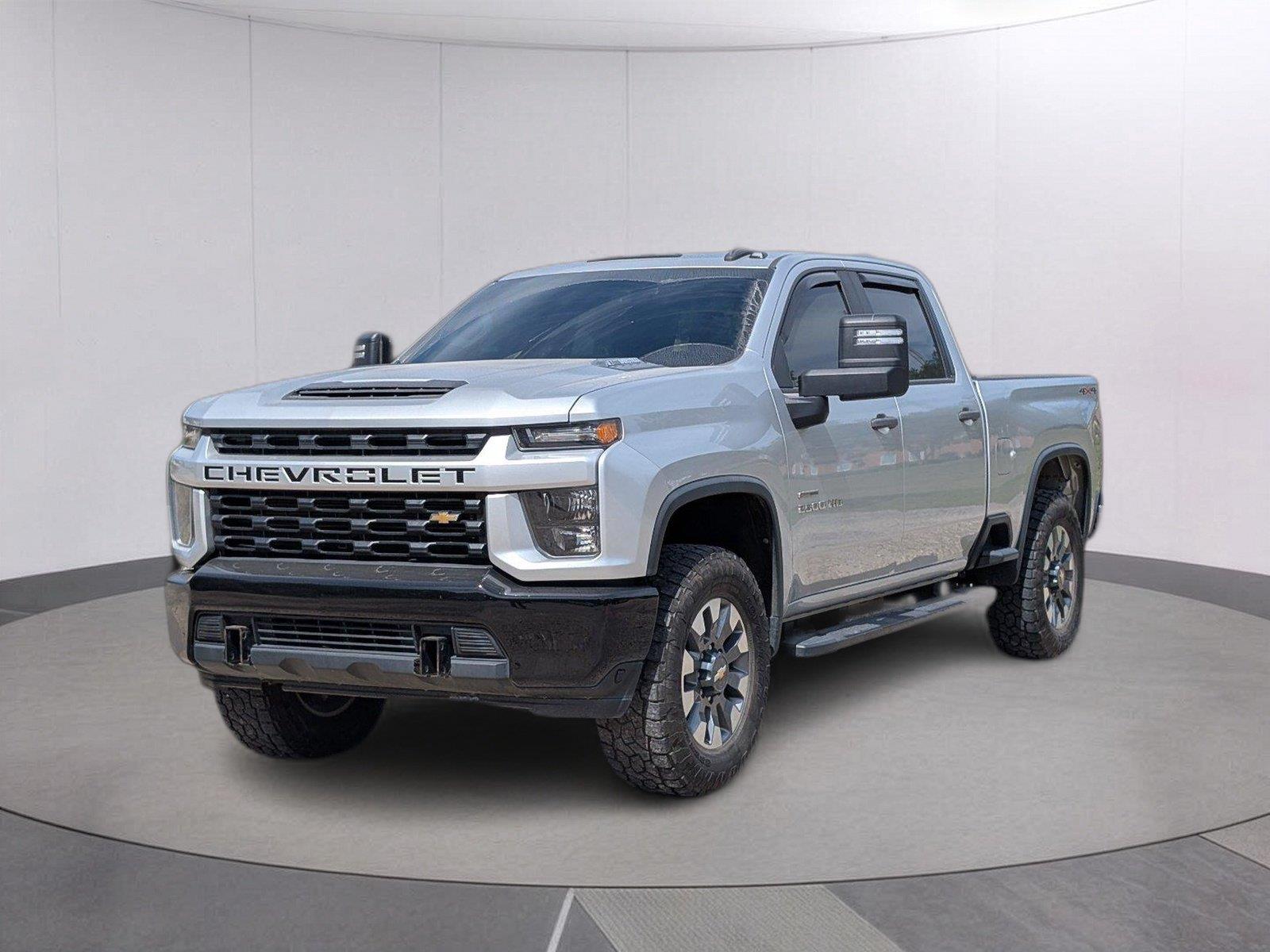  2022 Chevrolet Silverado 2500HD Custom Crew Cab 4WD   