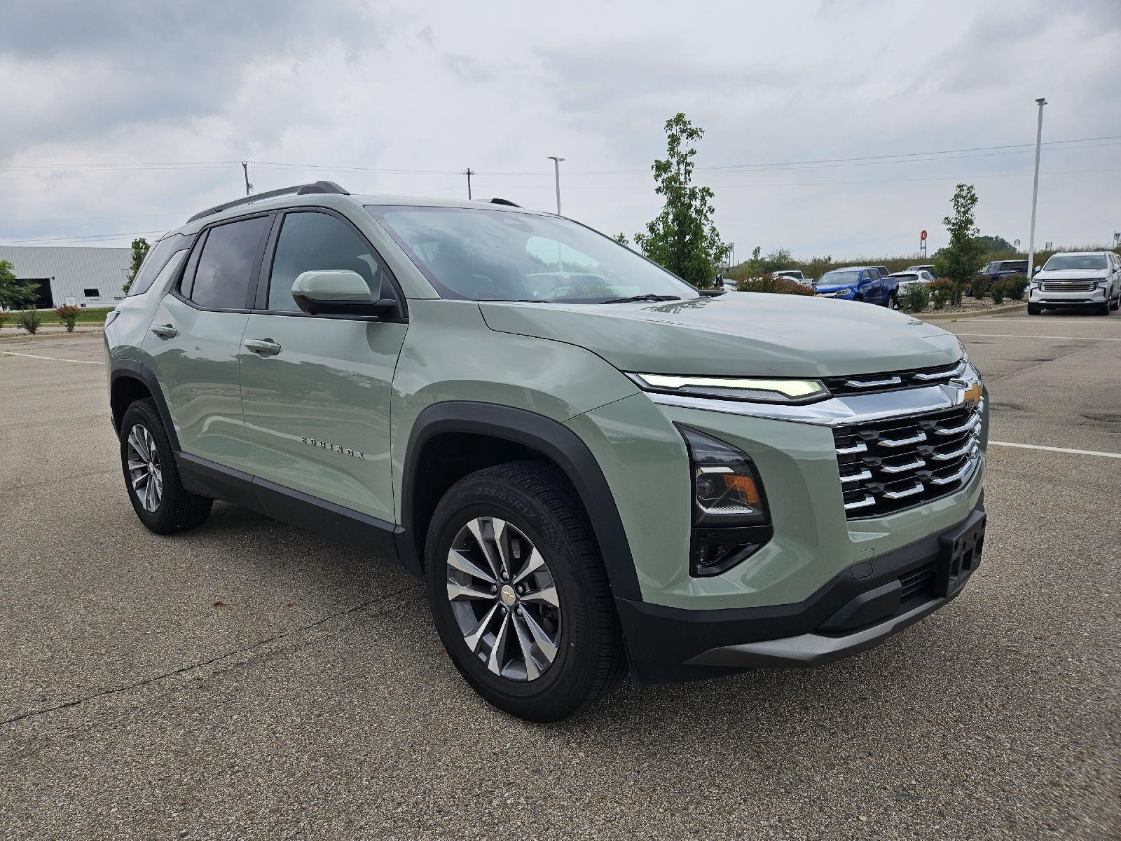 Cacti Green 2025 Chevrolet Equinox SUV / Crossover Front-Wheel Drive Continuously Variable Transmission