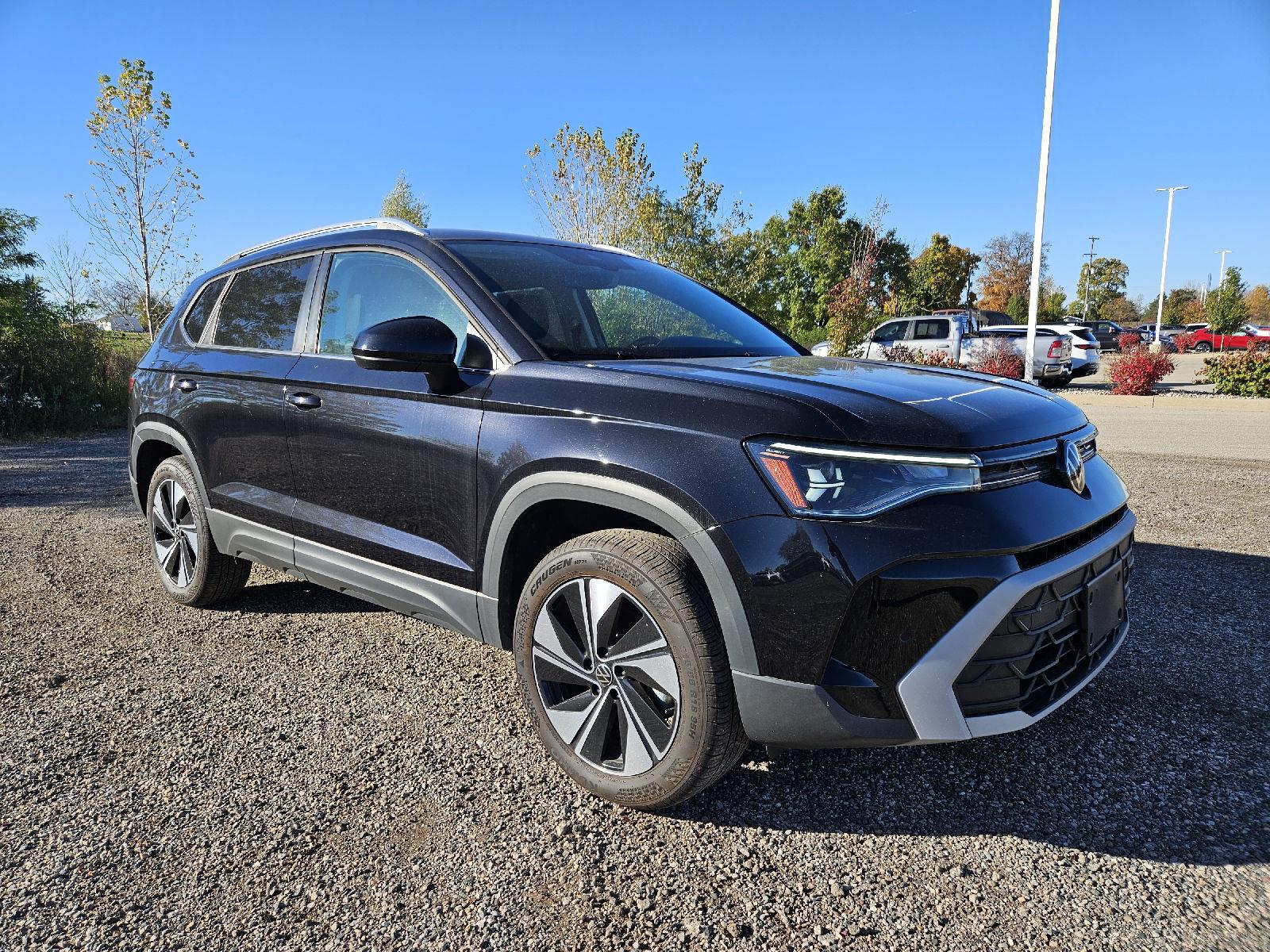 2025 Volkswagen Taos SE 4Motion