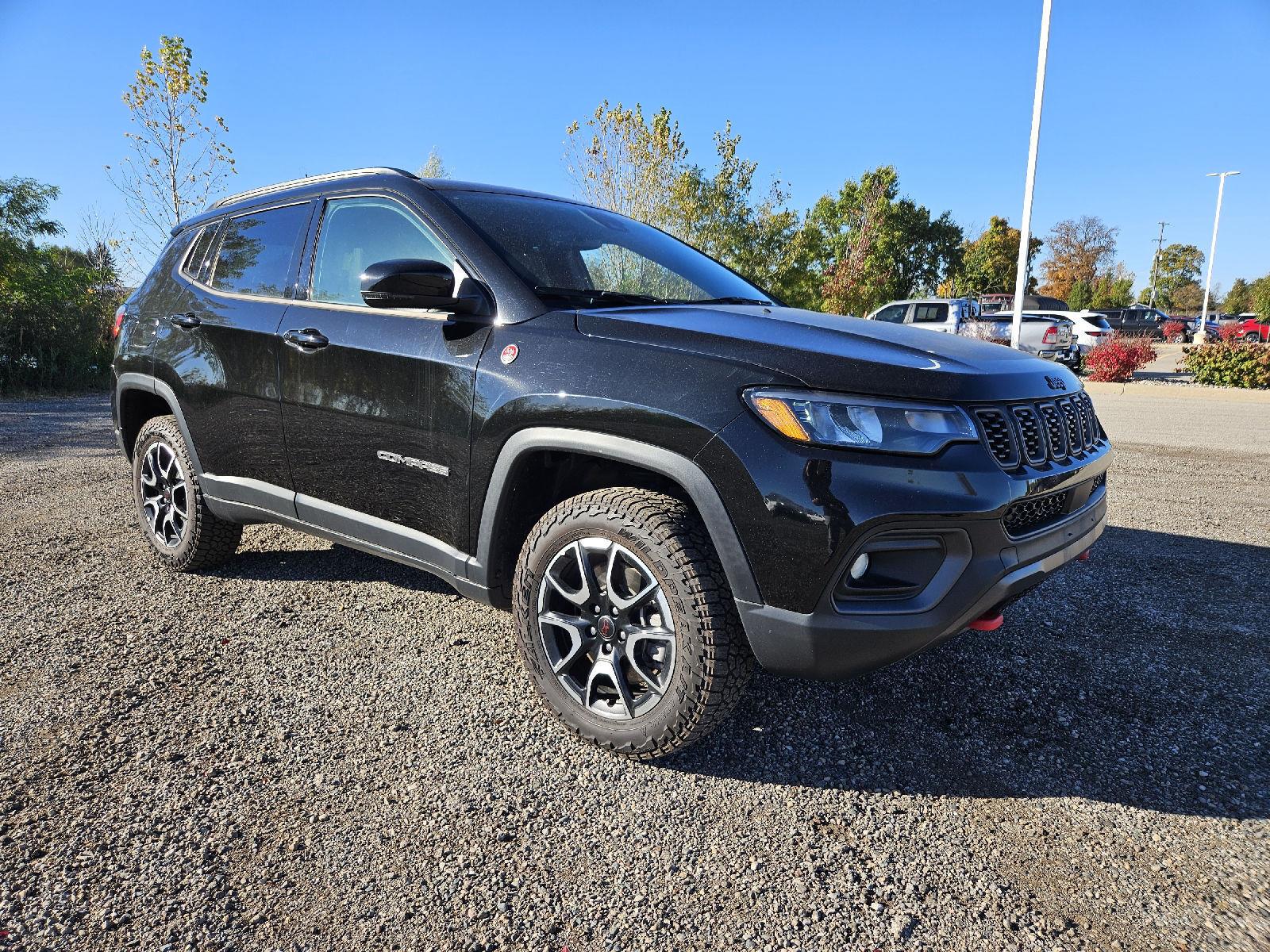 Diamond Black Crystal Pearlcoat 2025 Jeep Compass SUV / Crossover Four-Wheel Drive 8-Speed Automatic