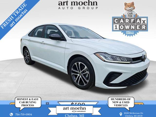 Pure White 2025 Volkswagen Jetta Sedan Front-Wheel Drive Automatic