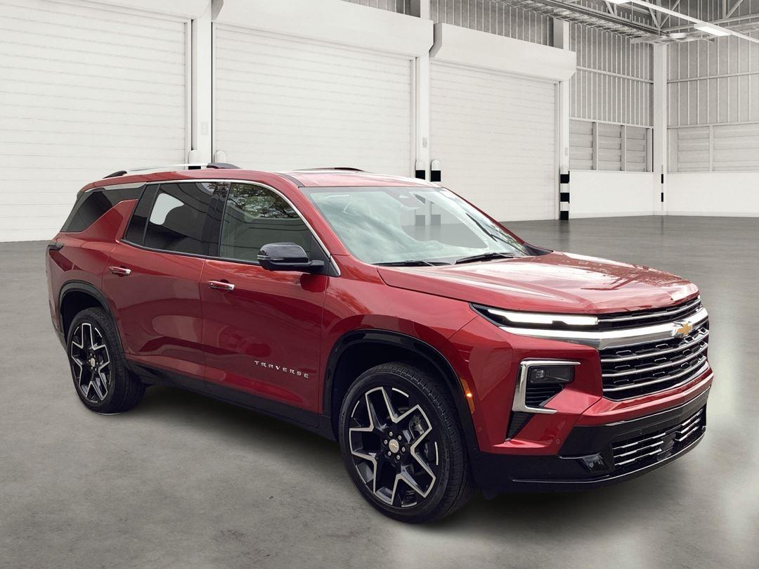 Used 2025 Chevrolet Traverse SUV