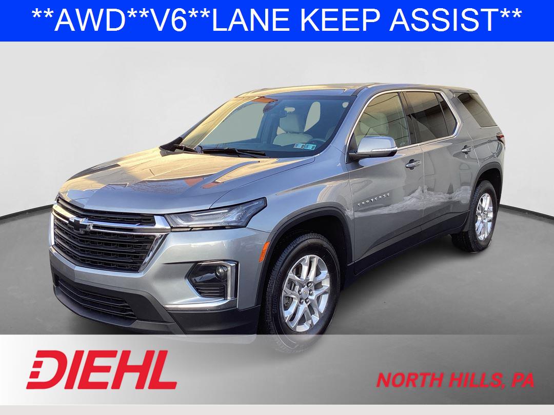 2023 Chevrolet Traverse LS's photo