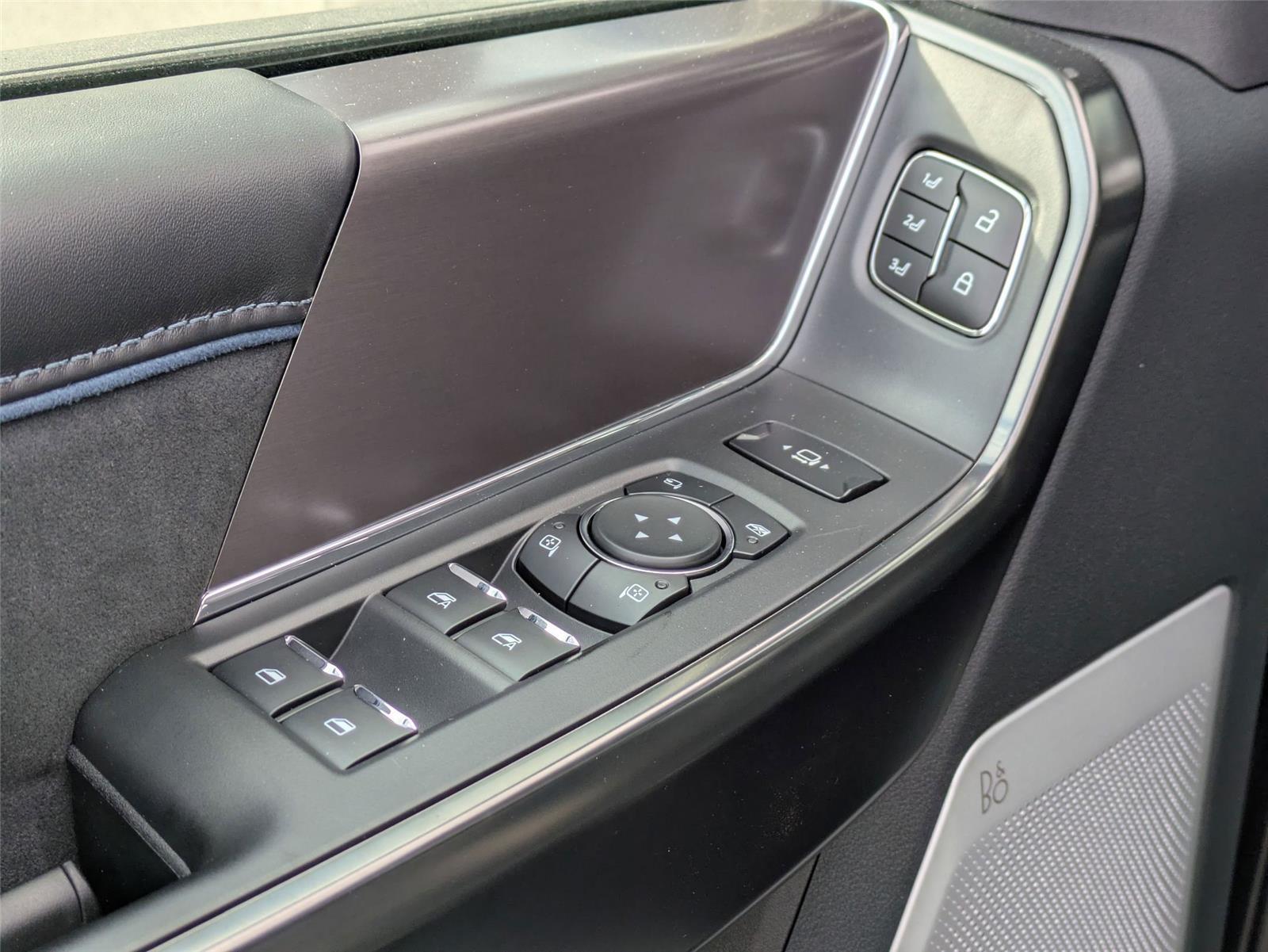 New 2026 Carbonized Gray Metallic Ford Platinum image 14
