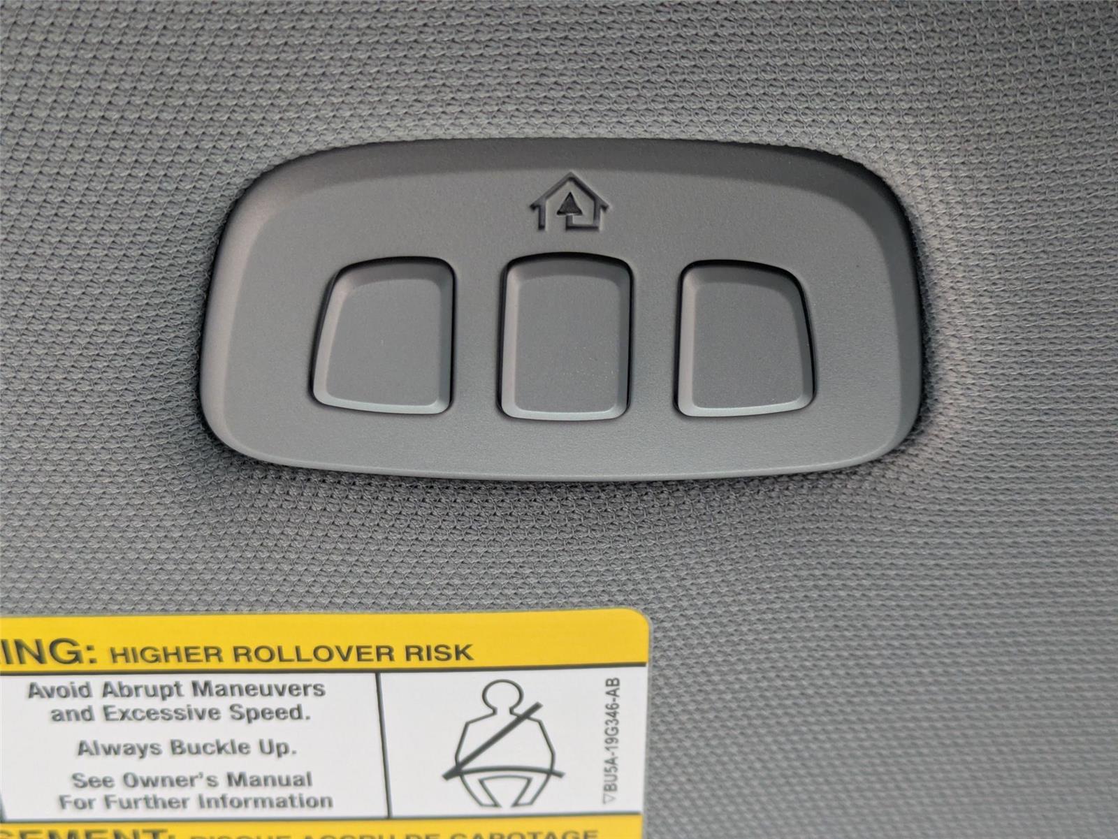 New 2026 Star White Metallic Tri-Coat Ford LARIAT image 30