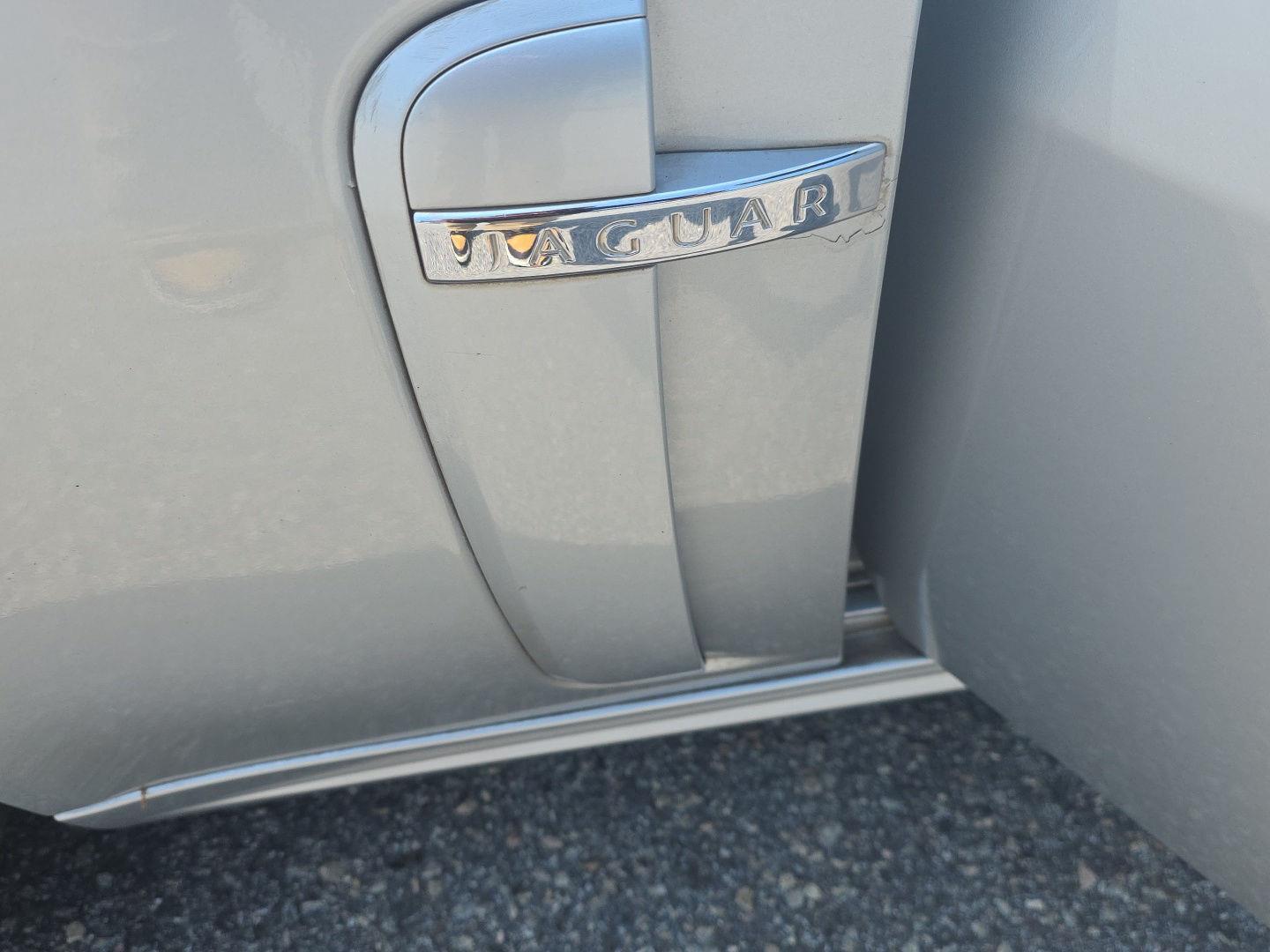 Used 2010 Liquid Silver Jaguar XKR image 2