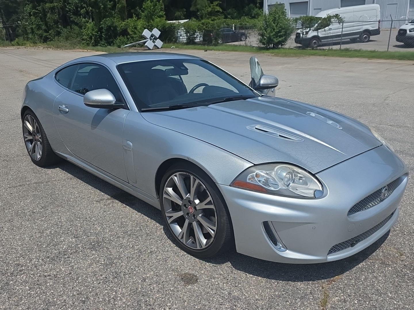 Used 2010 Liquid Silver Jaguar XKR image 7