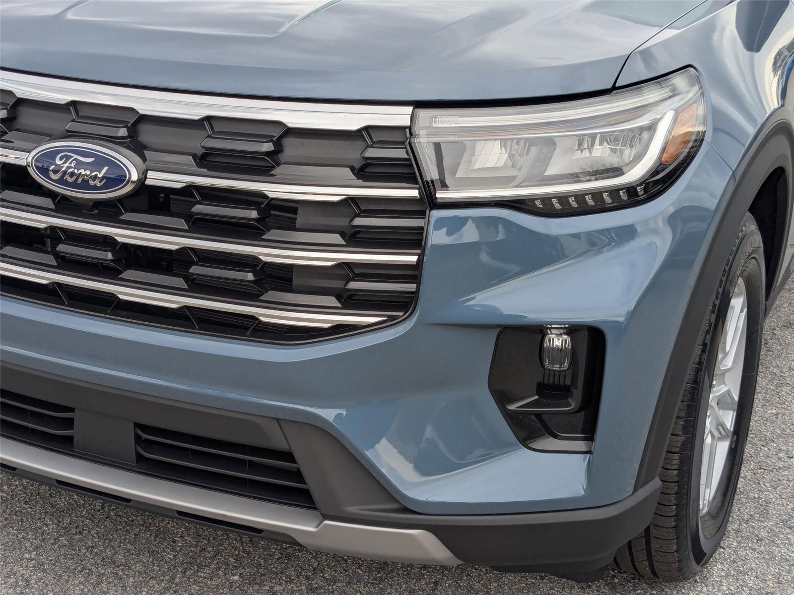 New 2026 Vapor Blue Metallic Ford Active w/200A Pkg image 9