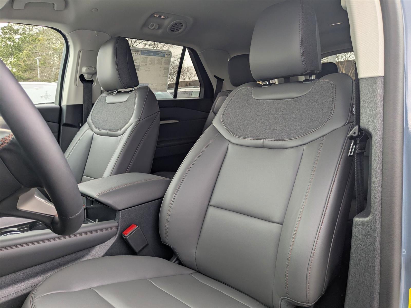 New 2026 Vapor Blue Metallic Ford Active w/200A Pkg image 14