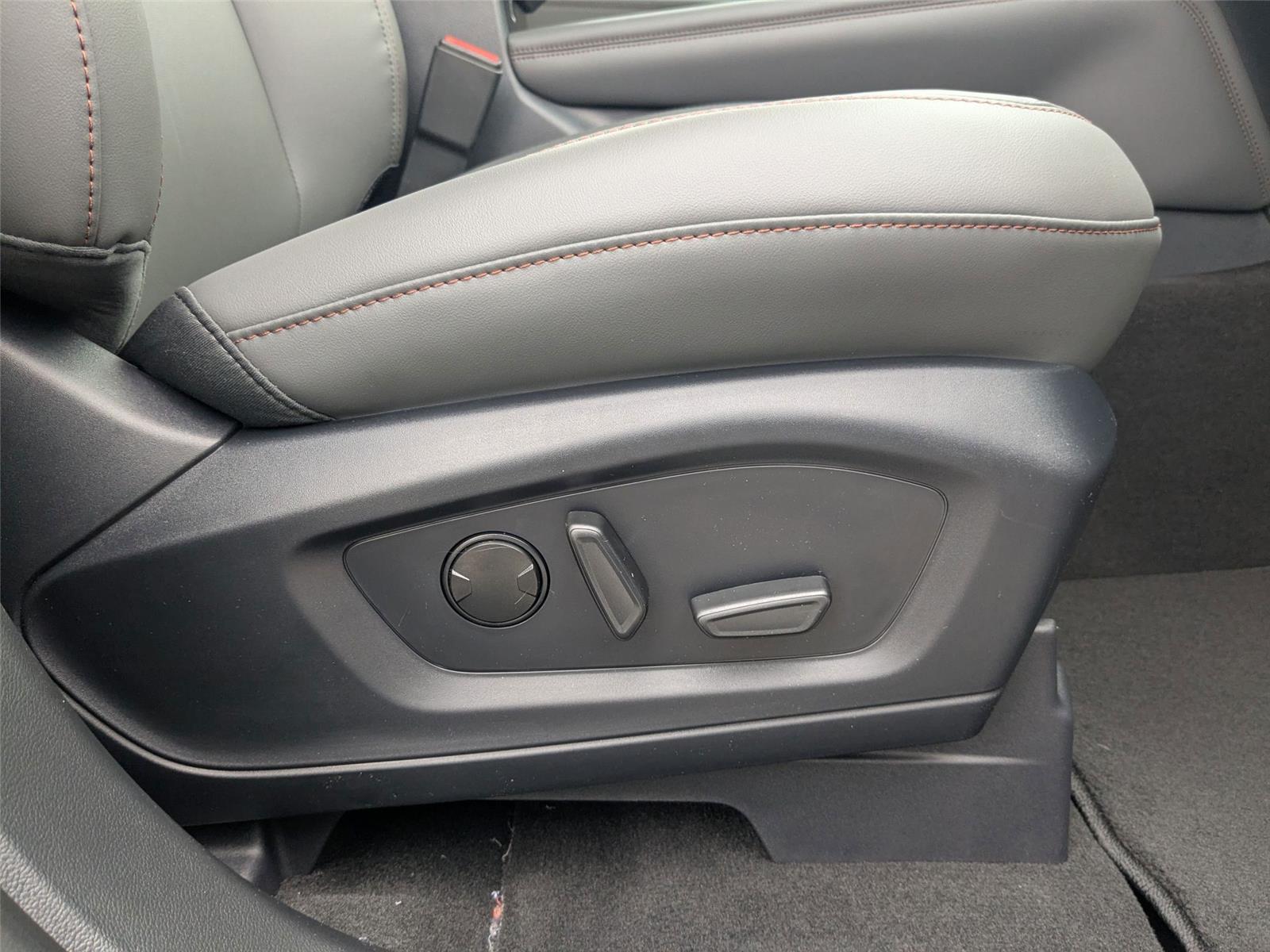 New 2026 Vapor Blue Metallic Ford Active w/200A Pkg image 36