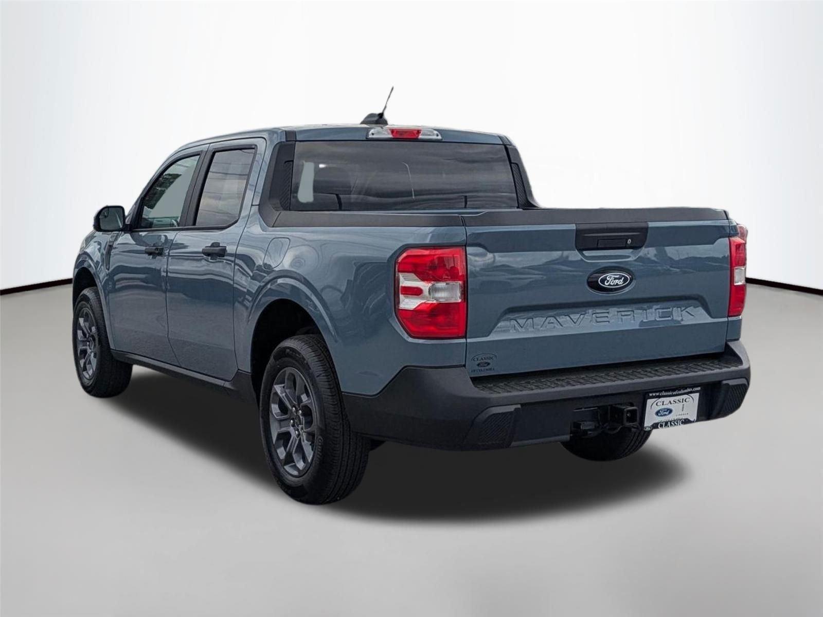 View vehicle photo 7