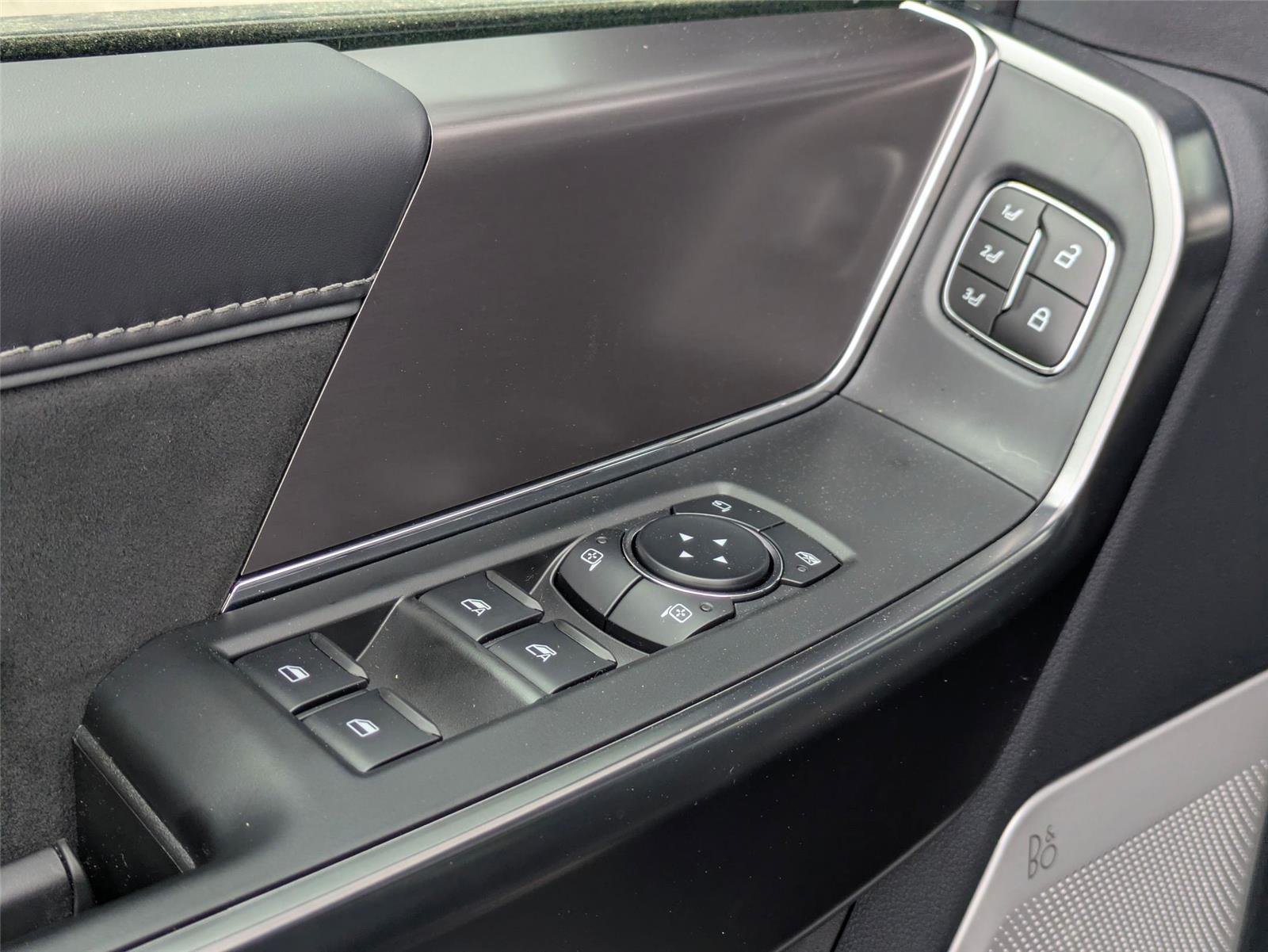 New 2026 Agate Black Metallic Ford Platinum image 13