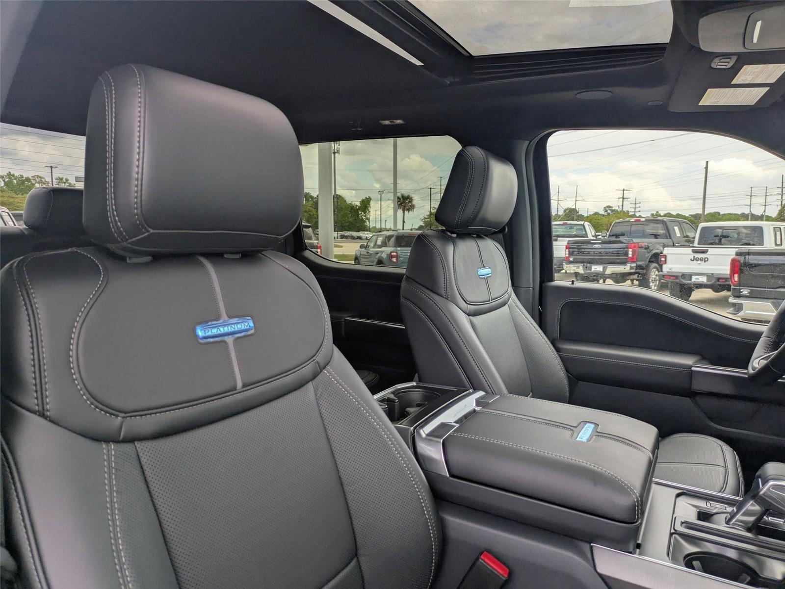 New 2026 Agate Black Metallic Ford Platinum image 34
