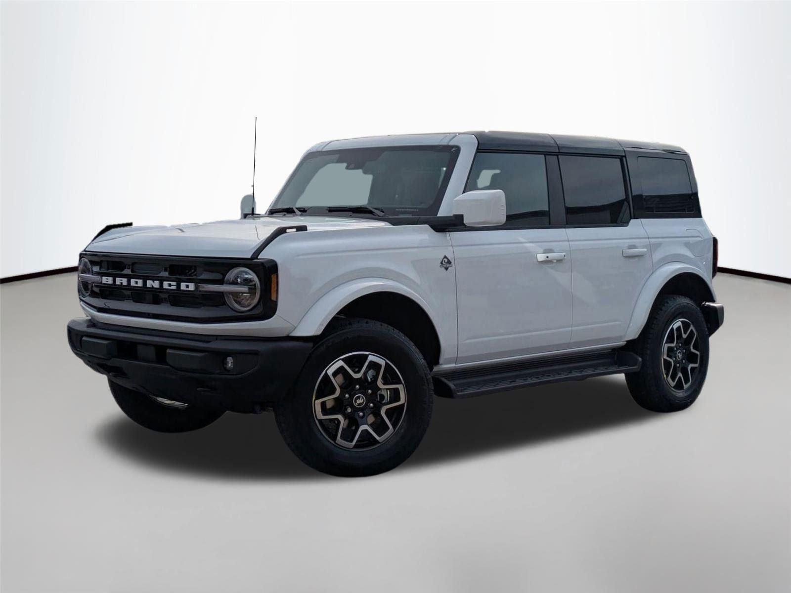 Oxford White 2025 Ford Bronco Outer Banks 4-Door 4WD SUV / Crossover Four-Wheel Drive Automatic