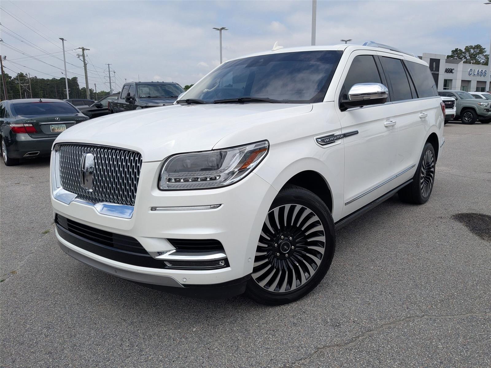 Pristine White 2020 Lincoln Navigator Black Label 4WD SUV / Crossover Four-Wheel Drive Automatic