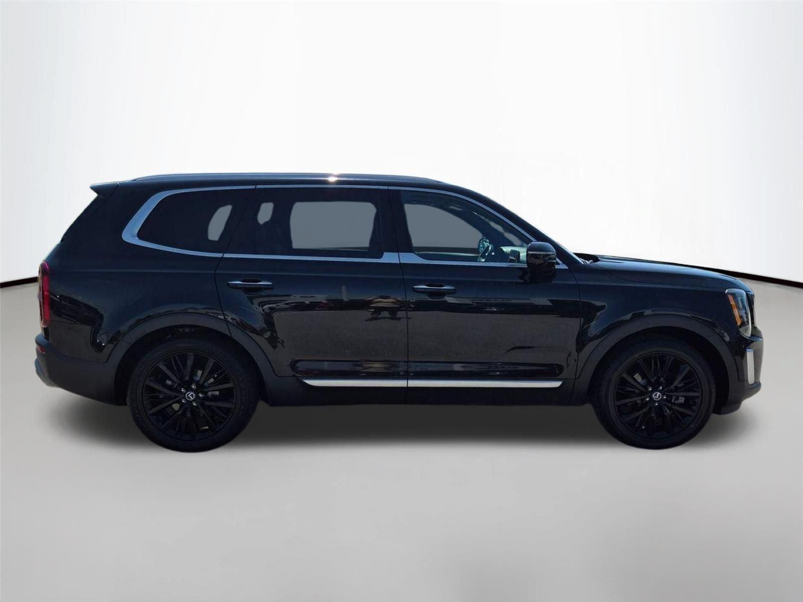 Used 2020 Ebony Black Kia SX image 4
